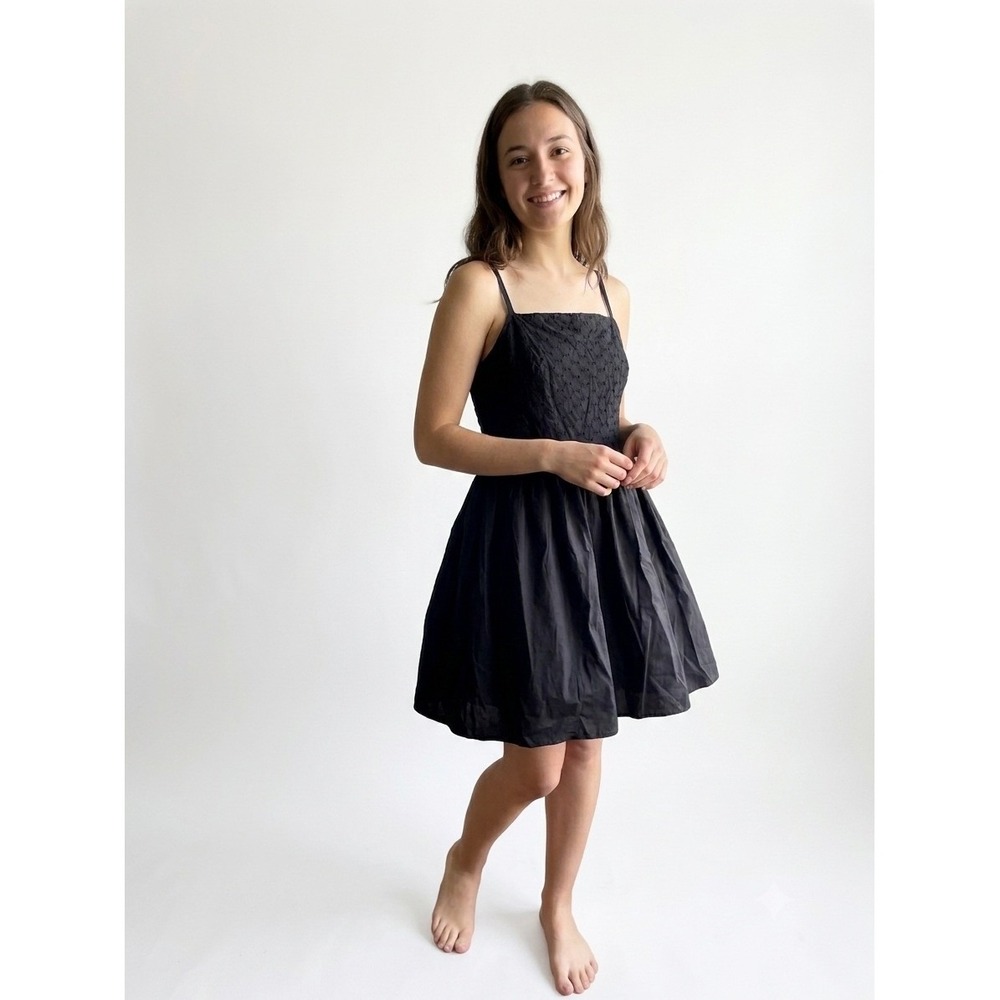 Gap Black 100% Cotton Sleeveless Mini Dress Eyelet Smocked Back Cami Sundress L